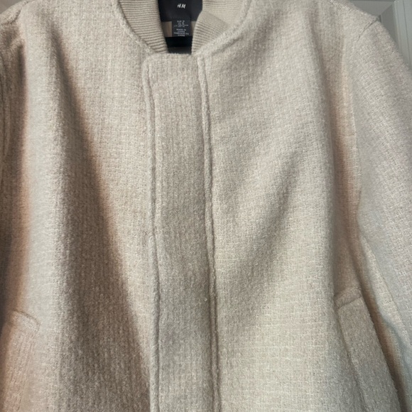 Men’s Cream Bomber Jacket - Picture 3 of 6